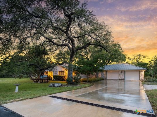 Backyard, Detached Garage, Exterior