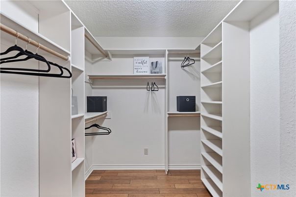 Interior, Walk-in Closets, Wood Texture Flooring