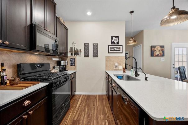 Interior, Kitchen, Pendant Lights, Recessed Lighting, Wood Texture Flooring