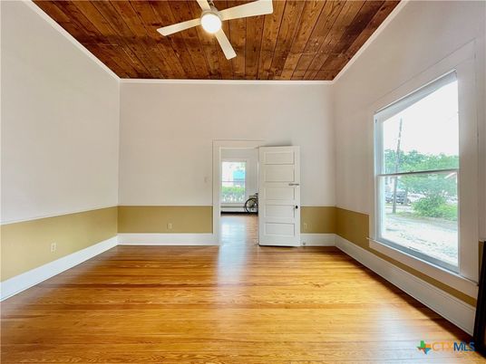 Empty room, Interior, Wooden Ceilings, Wood Texture Flooring
