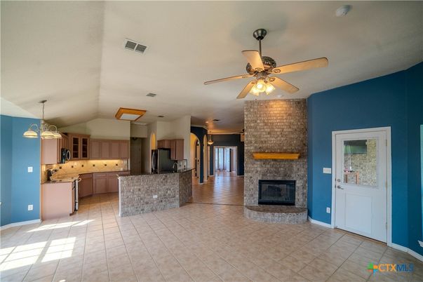 Fireplace, Interior, Kitchen, Pendant Lights