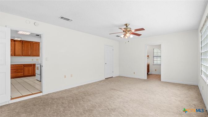 Empty room, Interior, Kitchen