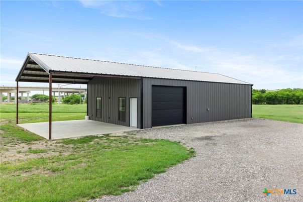 Backyard, Detached Garage, Exterior