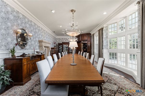 Chandelier, Dining room, Fireplace, Interior, Recessed Lighting