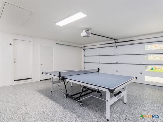 Game Room, Garage, Interior