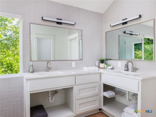 Bathroom, Dual Sink Vanities, Interior, Wood Texture Flooring