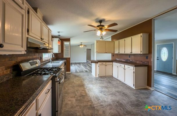 Interior, Kitchen, Pendant Lights, Wood Texture Flooring