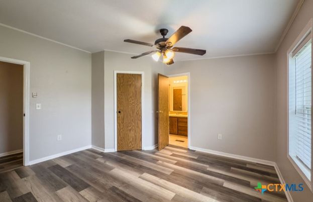 Bathroom, Empty room, Interior, Wood Texture Flooring