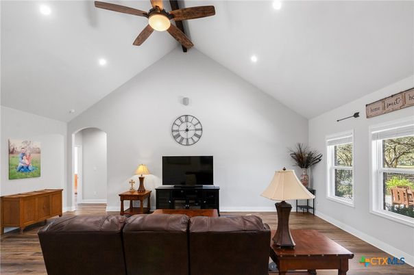 Interior, Living room, Recessed Lighting, Wood Texture Flooring