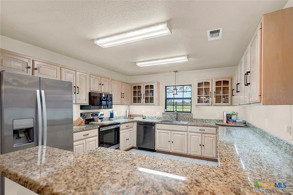 Interior, Kitchen, Pendant Lights, Stainless Steel Appliances