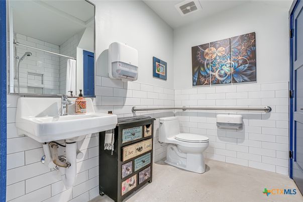 Bathroom, Interior