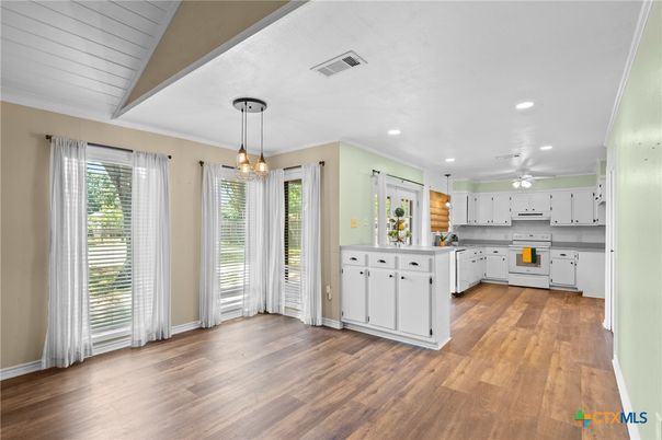 Interior, Kitchen, Pendant Lights, Recessed Lighting, Wood Texture Flooring