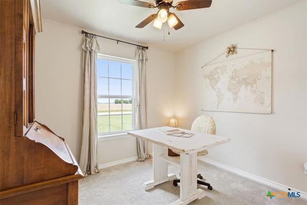 Home Office, Interior
