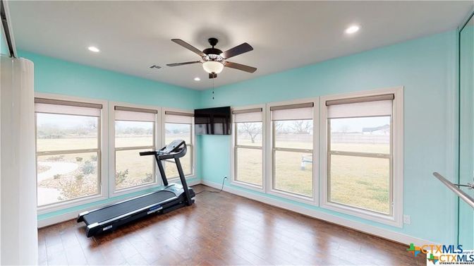 Fitness Equipment, Interior, Recessed Lighting, Wood Texture Flooring