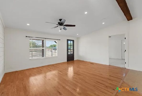 Empty room, Interior, Recessed Lighting, Wooden Beams, Wood Texture Flooring