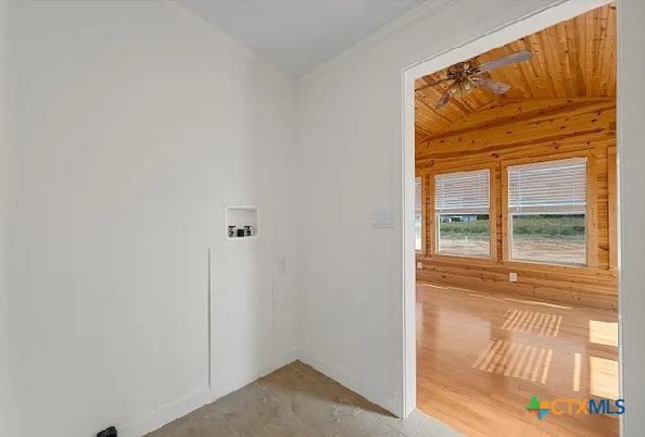 Empty room, Interior, Wooden Ceilings, Wood Texture Flooring, Wooden Walls