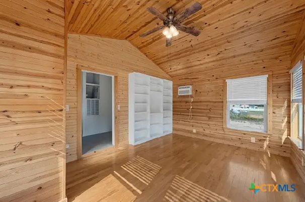 Empty room, Interior, Wooden Ceilings, Wood Texture Flooring, Wooden Walls