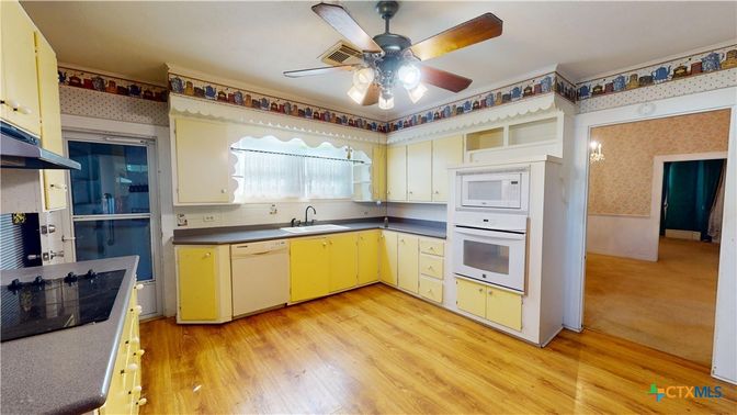 Interior, Kitchen, Wood Texture Flooring