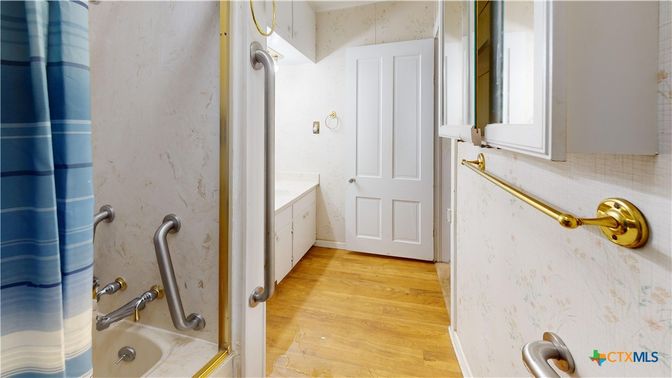 Bathroom, Interior, Wood Texture Flooring