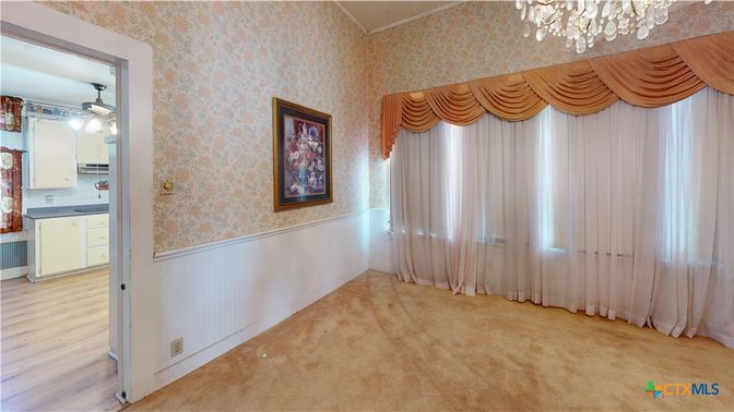 Chandelier, Empty room, Interior, Kitchen, Wood Texture Flooring