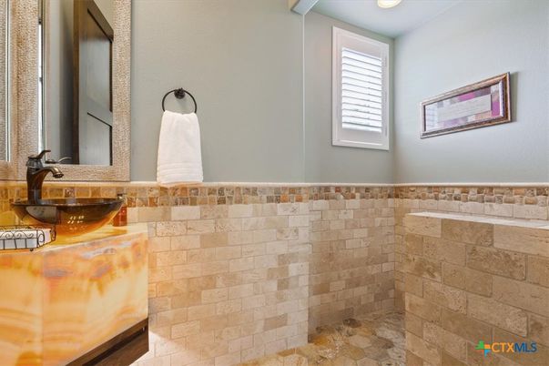 Bathroom, Interior, Recessed Lighting, Stone Walls