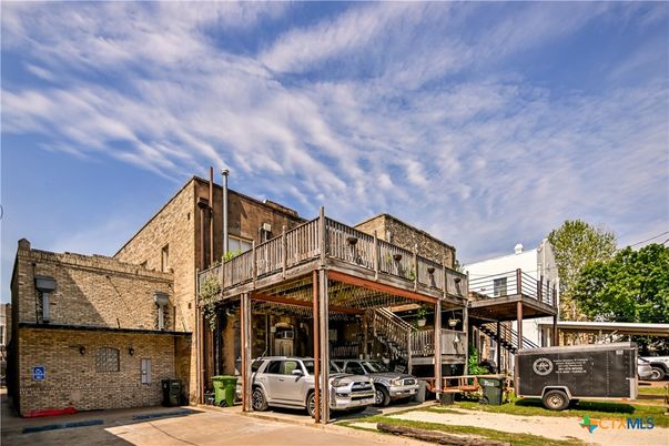 Exterior, Facade, None