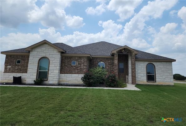 Exterior, Facade, Brick Facade, Brick Traditional