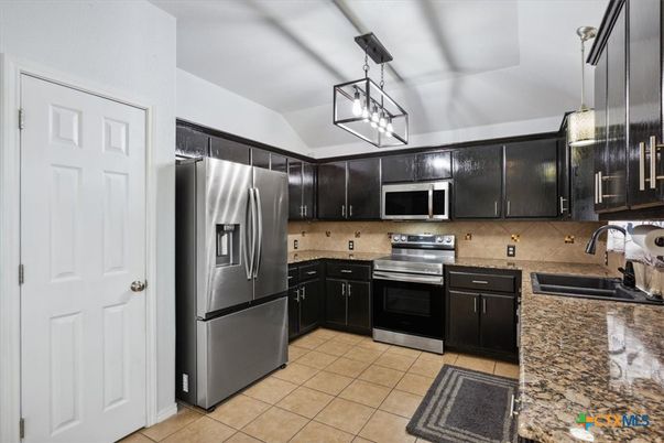 Interior, Kitchen, Pendant Lights, Stainless Steel Appliances