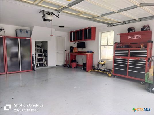Garage, Interior