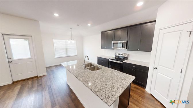 Interior, Kitchen, Pendant Lights, Recessed Lighting, Wood Texture Flooring