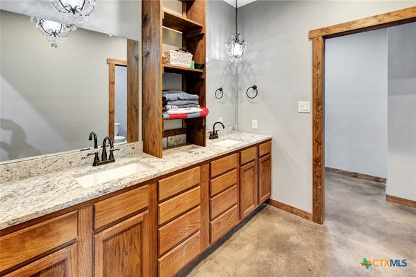 Bathroom, Dual Sink Vanities, Interior, Pendant Lights