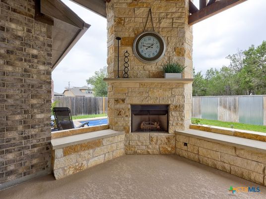Exterior, Fireplace