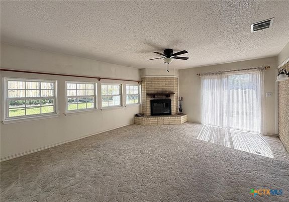 Empty room, Fireplace, Interior