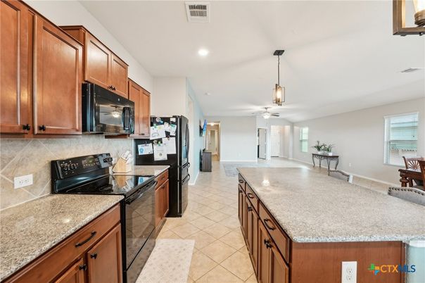 Dining room, Interior, Kitchen, Pendant Lights, Recessed Lighting