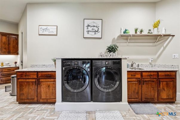 Interior, Washer