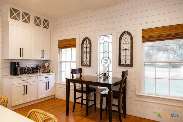 Dining room, Interior, Wood Texture Flooring
