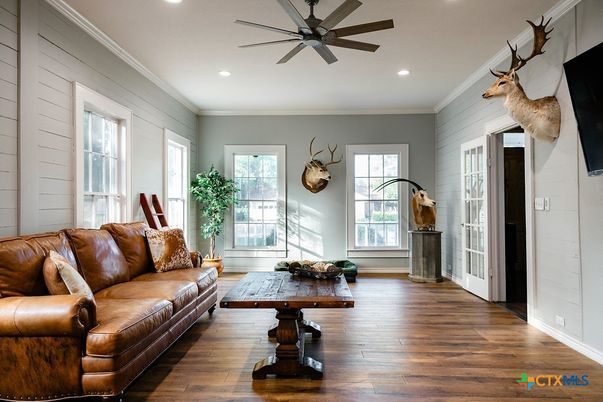 Interior, Living room, Recessed Lighting, Wood Texture Flooring