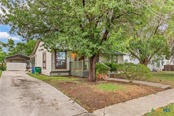 Backyard, Detached Garage, Exterior