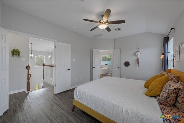 Bedroom, Interior, Pendant Lights, Wood Texture Flooring