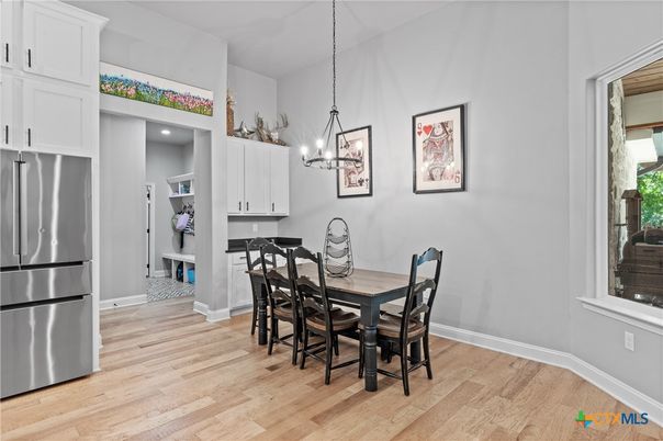 Dining room, Interior, Kitchen, Pendant Lights, Recessed Lighting, Wood Texture Flooring