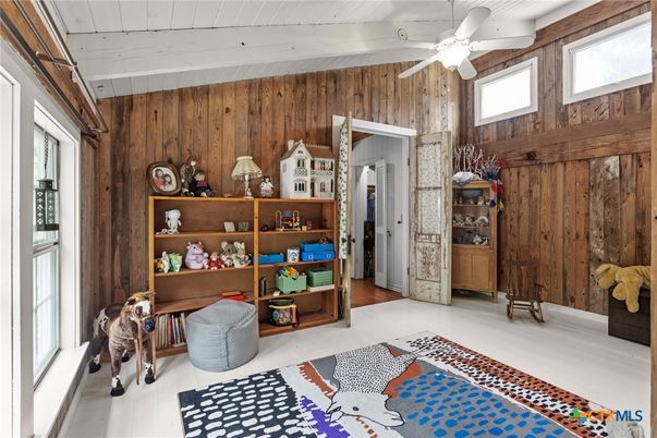 Interior, Wooden Walls
