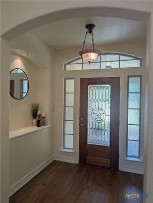 Interior, Pendant Lights, Wood Texture Flooring