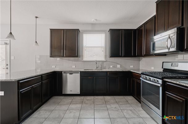 Interior, Kitchen, Pendant Lights