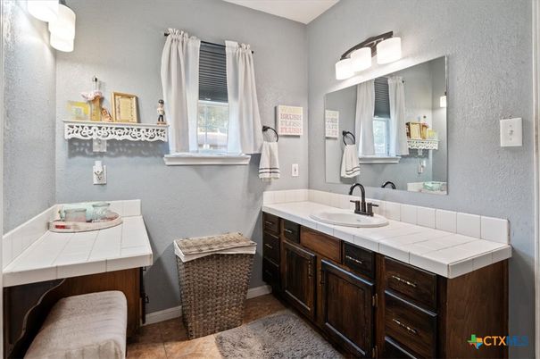 Bathroom, Interior, Tile Countertops