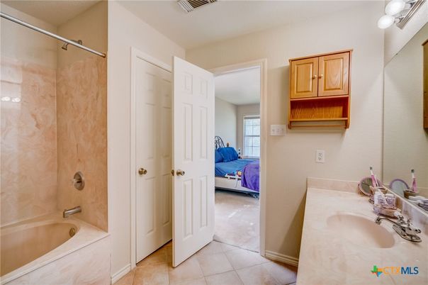 Bathroom, Bedroom, Dual Sink Vanities, Interior