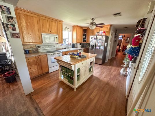 Interior, Kitchen, Wood Texture Flooring