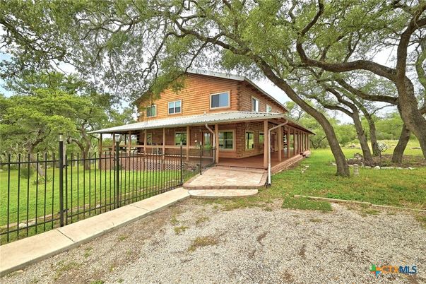 Backyard, Exterior, Facade, Log Home