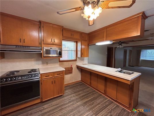 Interior, Kitchen, Wood Texture Flooring