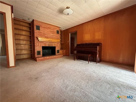 Empty room, Fireplace, Interior, Piano, Wooden Walls