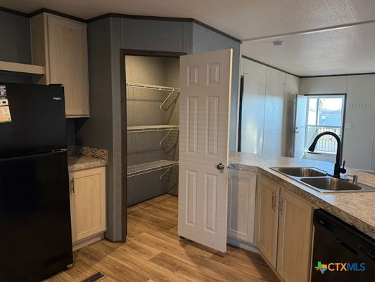 Interior, Kitchen, Wood Texture Flooring